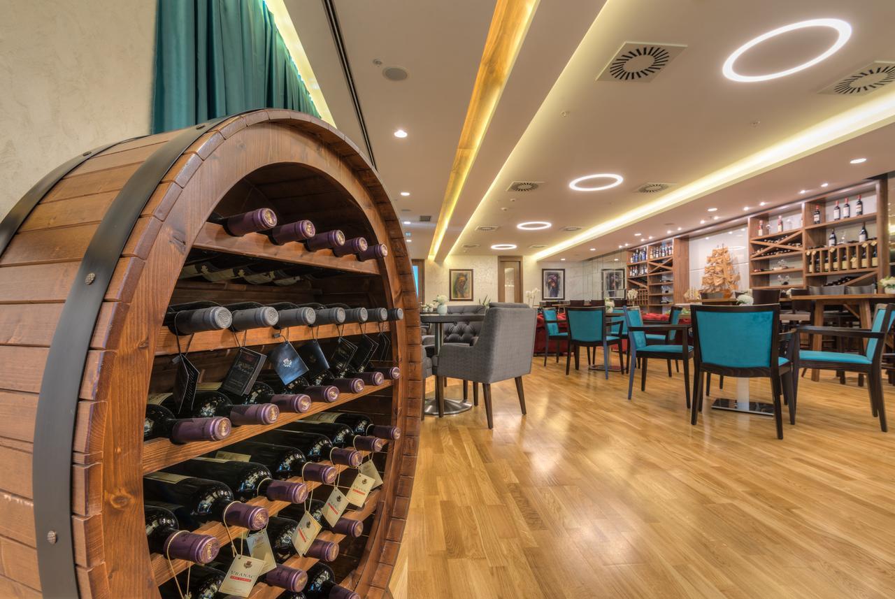 Hotel Adria Budva Exterior photo